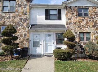 48 Bradley Ct #A, Staten Island, NY 10314