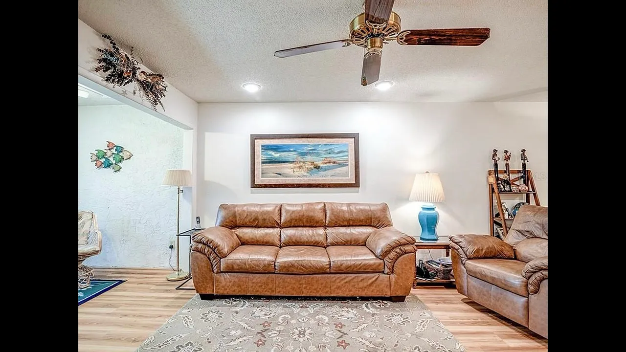 2 bed, 1000 sqft, $1,800 — Photo 1