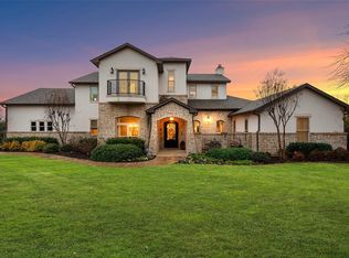 200 N Spanish Plum Ct, Aledo, TX 76008