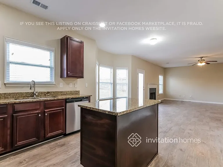 4015 Pointe Vecchio Cir — Photo 7