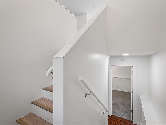 4th image of 11228 Tara Dr