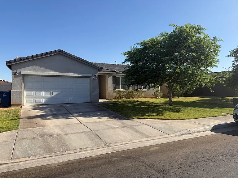 146 Cutting Horse St — Photo 1