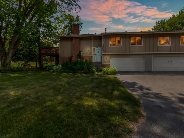 7566 E Fish Lake Rd, Maple Grove, MN 55311