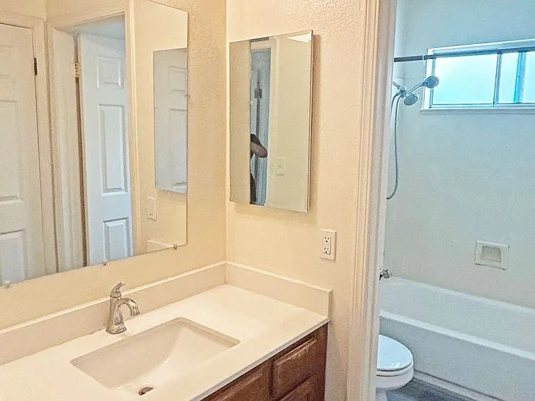 3501 Richmond Blvd — Photo 12