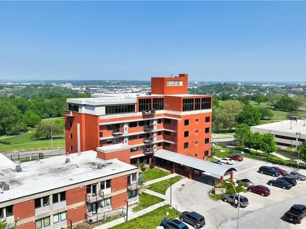 2940 Baltimore Ave APT 1208, Kansas City, MO 64108