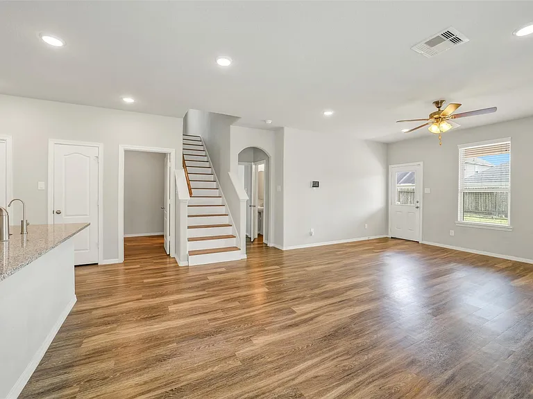 8506 Lagosta Ln — Photo 11
