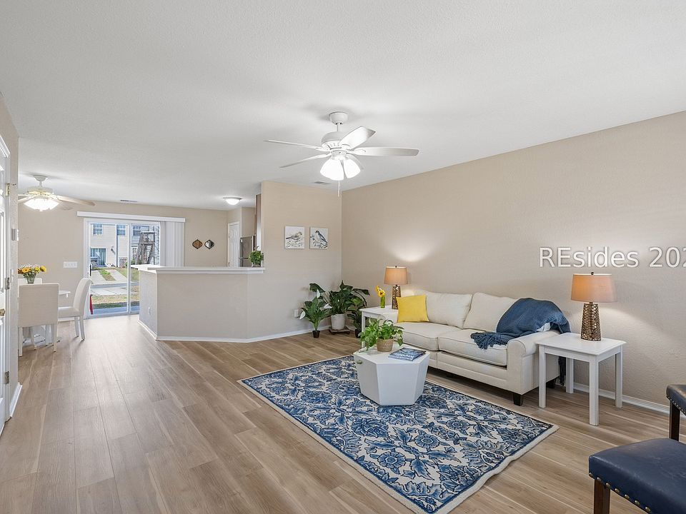 1st image of 404 Park Side Way