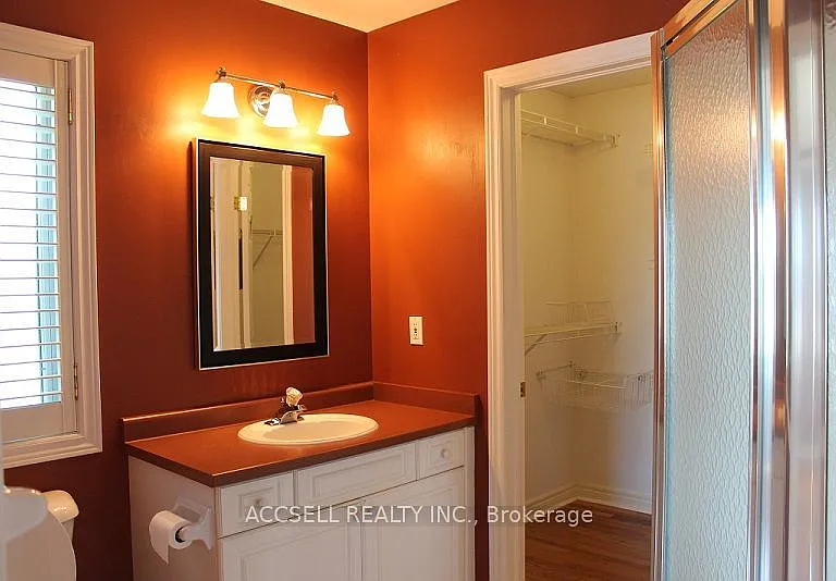 62 Moraine Walk — Photo 15
