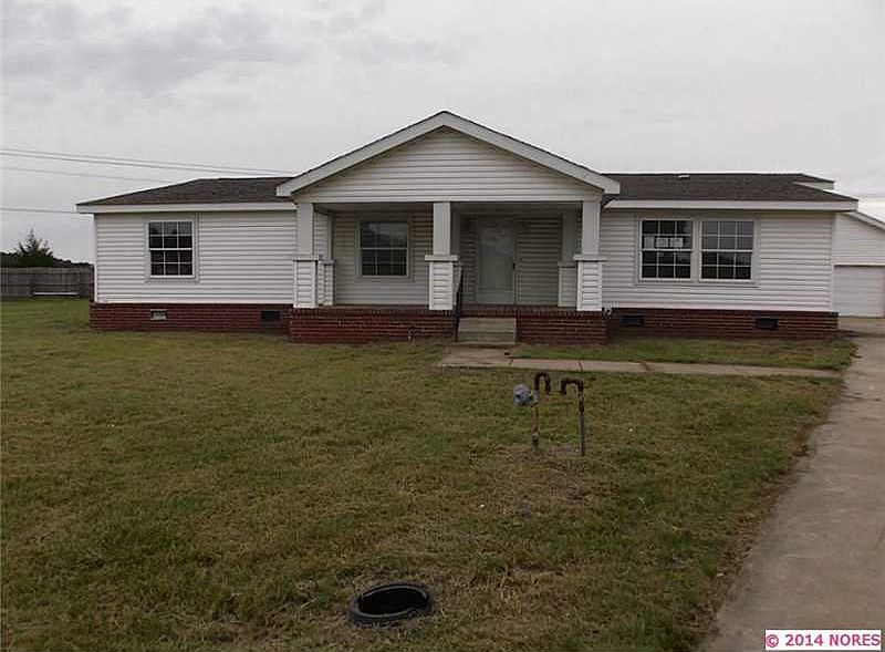 1st image of 2960 Lariat Ln