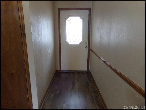 3rd image of 39 Oak Forest Loop