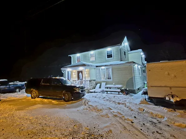 (undisclosed Address), Pocono Summit, PA 18346