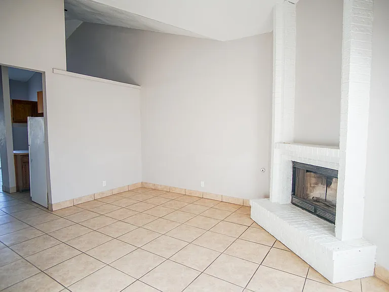 10202 Niagara Falls Pl — Photo 3