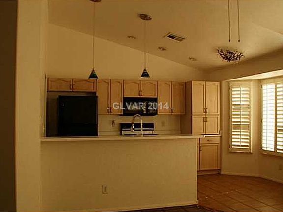4th image of 5961 Ablette Ave