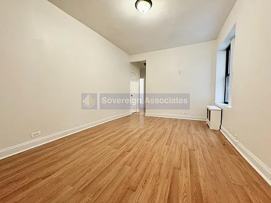 Rented by Sovereign Associates | media 10