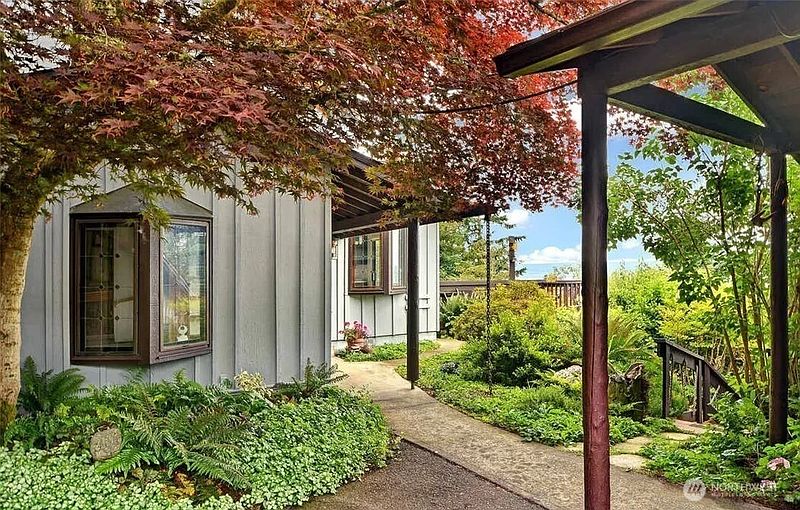 2nd image of 5112 SW 311th Place