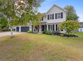 2164 Sunnymede Ln, Green Bay, WI 54311