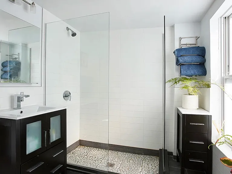422 Pacific St #3 — Photo 4