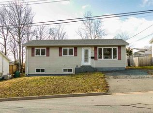 181 Rankin Dr, Lower Sackville, NS B4C3B4
