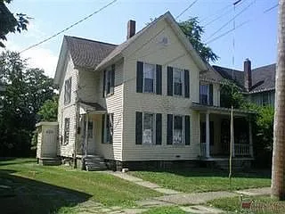 533 Wellman Ave SE photo 1
