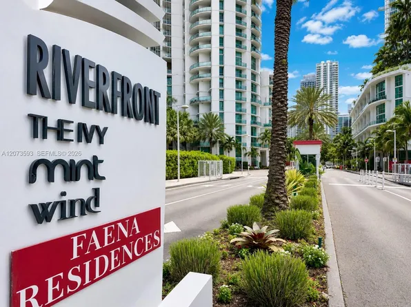 350 S Miami Ave APT 2215, Miami, FL 33130