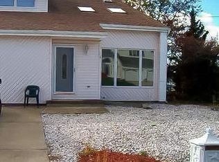 76 Royal Dr, Brick, NJ 08723