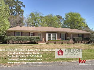 402 Windward Dr, Wilmington, NC 28409