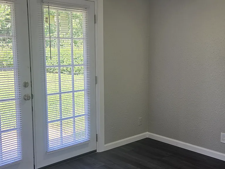 4316 Willowpoint Dr — Photo 9