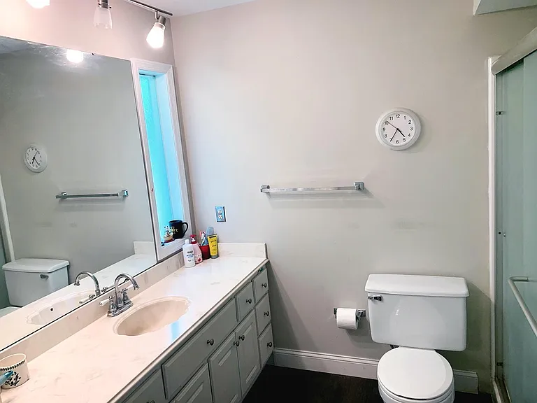 406 Whitree Ln — Photo 13