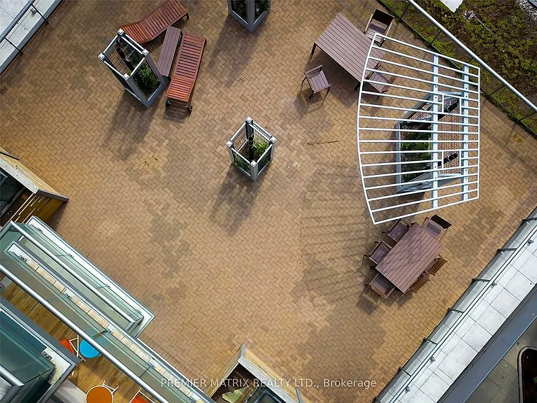 20 Joe Shuster Way #910 — Photo 29