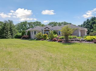 283 Norlynn Dr, Howell, MI