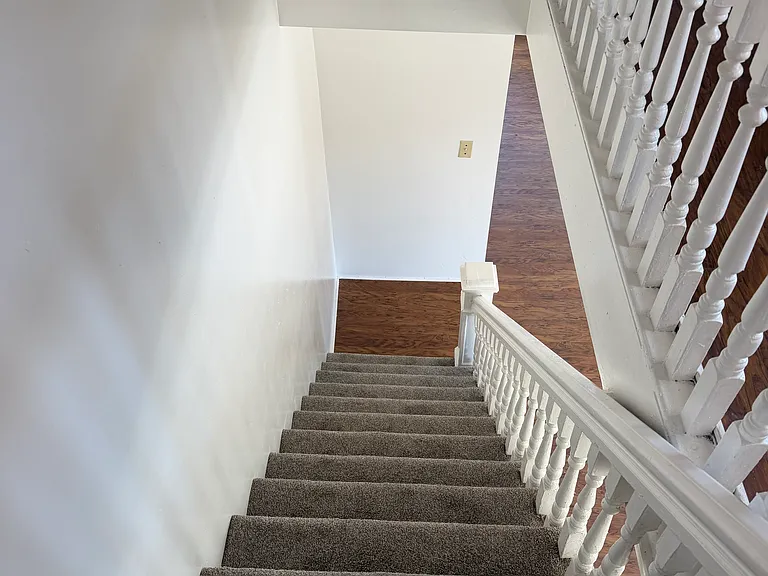28 Price St #28 — Photo 9