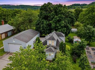 235 E Water Ave, Wadena, IA 52169