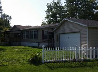 125 W Main St, Ursa, IL 62376