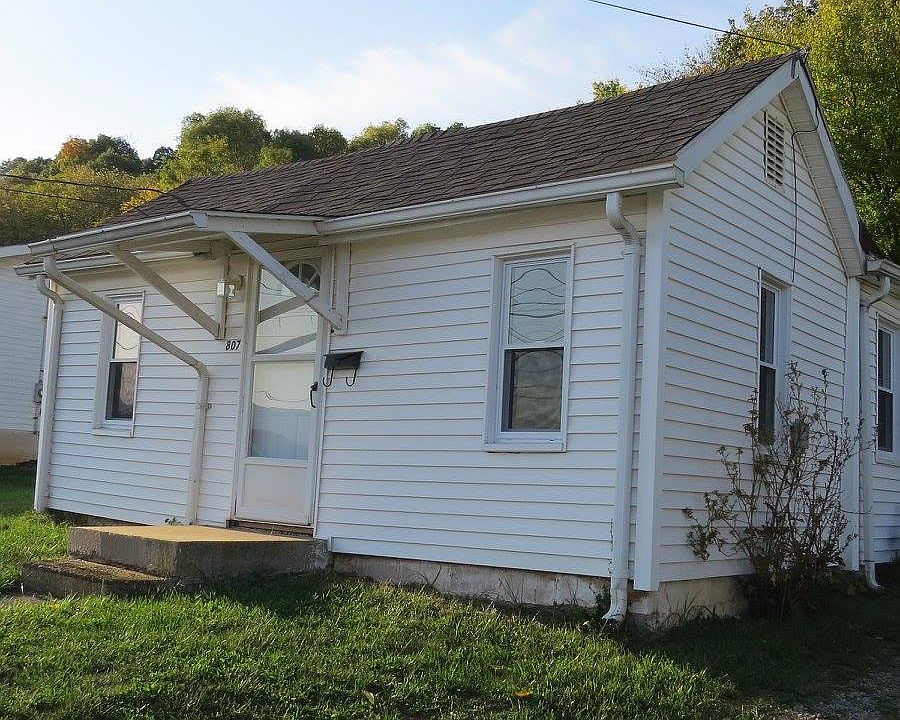 1st image of 428 Hillcrest Dr