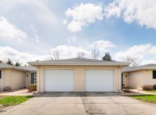 211 S Towanda Ave, Normal, IL 61761