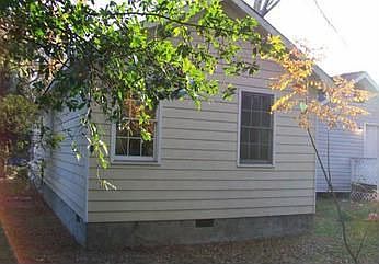 2nd image of 2829 Colorado St