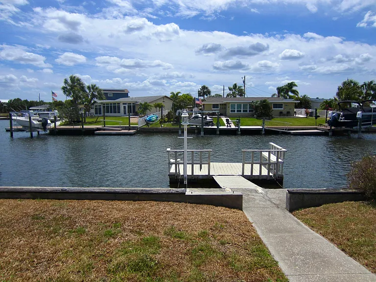 4512 Floramar Ter — Photo 4