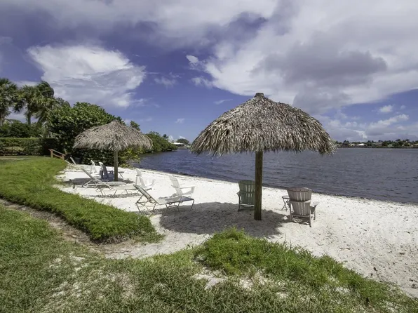 900 Scotia Drive #206, Hypoluxo, FL 33462