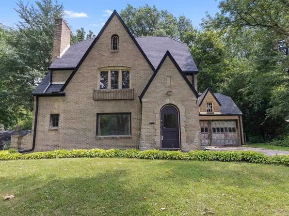 4565 Spring Brook Rd, Rockford, IL 61114