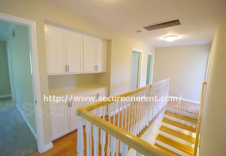 5827 Fairhaven Ave — Photo 29