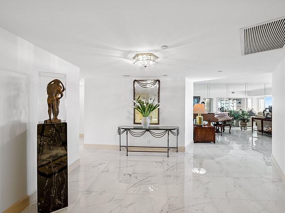 3rd image of 4001 N Ocean Boulevard #Ph3
