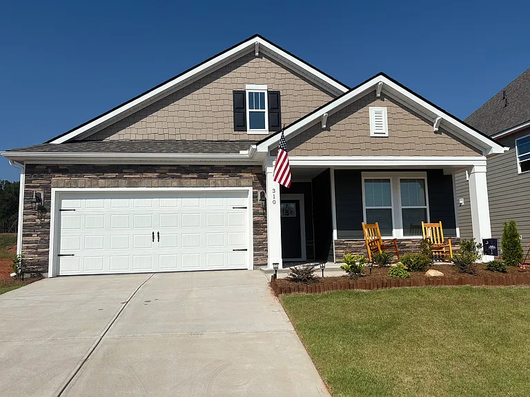 Barred Owl Rd — Photo 1