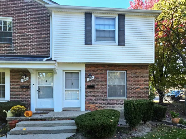 22980 Gary Ln, Saint Clair Shores, MI 48080