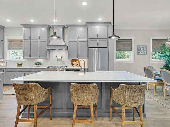 The Bridgeside - Kitchen