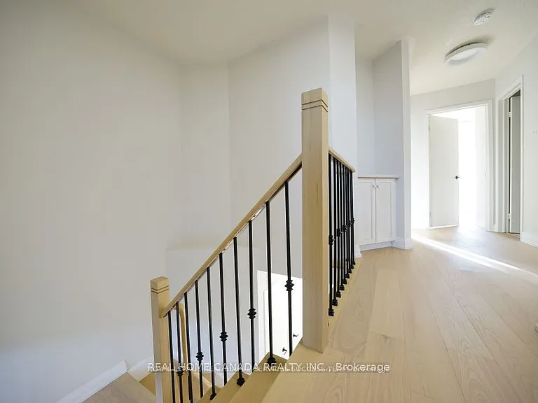 1240 Westview Ter #17 — Photo 17