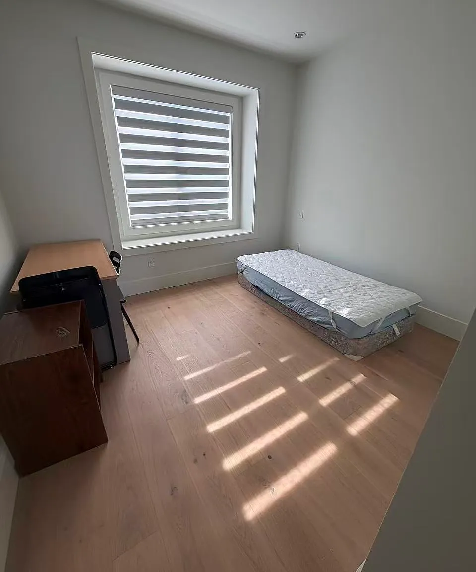 1 bed, $950 — Photo 1