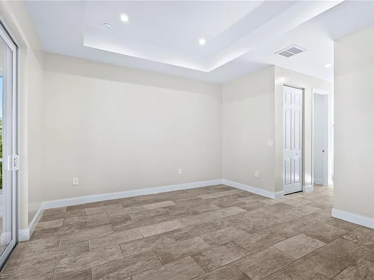 2708 20th St W — Photo 10