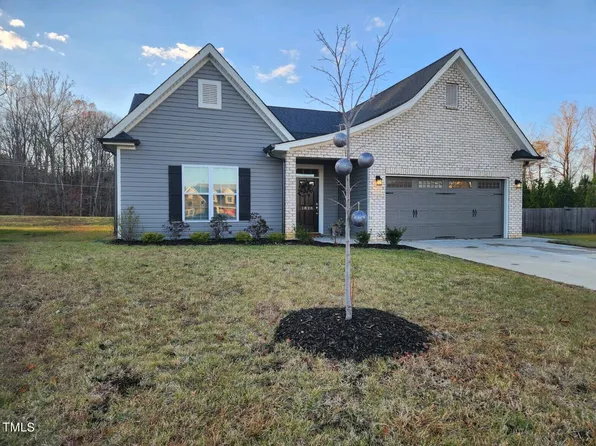 1828 Wellspring Ct, Graham, NC 27253