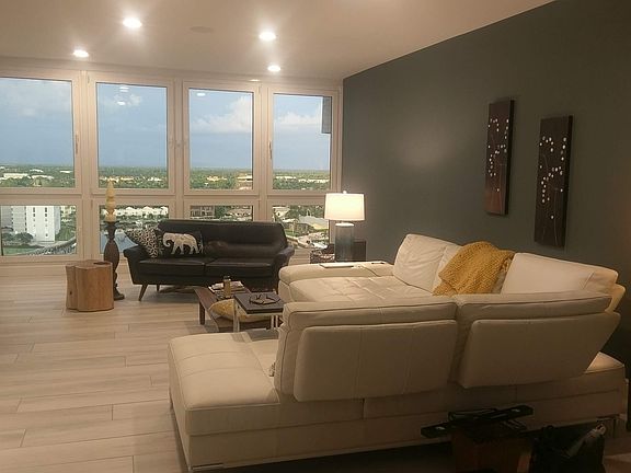 4th image of 4031 Gulf Shore Blvd N Penthouse 3D