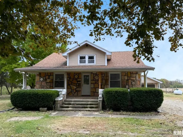 1951 Us Highway 150 E, Dahinda, IL 61428